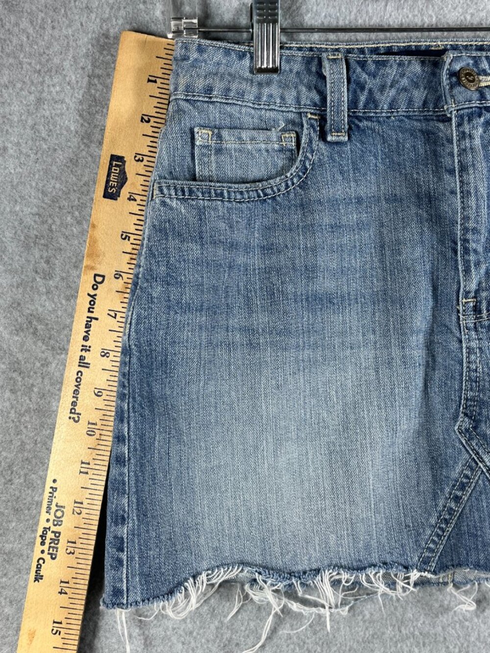 Hollister Women's W26 High-Rise Denim Mini Skirt Frayed Hem Light Wash Blue - Picture 8 of 8